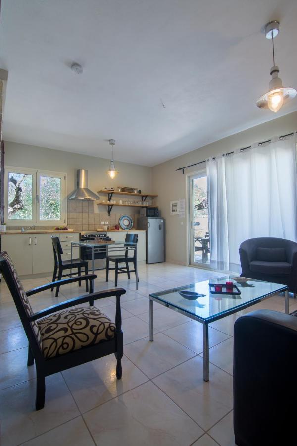 Villa Elaia Suites & Apartments No.5 Γάιος Εξωτερικό φωτογραφία