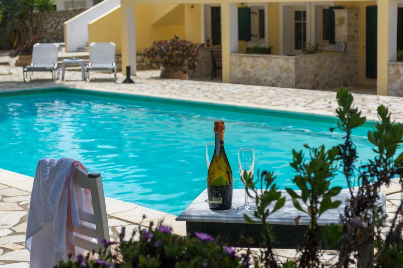 Villa Elaia Suites & Apartments No.5 Γάιος Εξωτερικό φωτογραφία